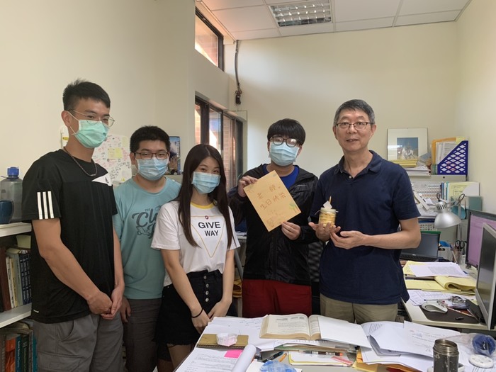 冷冷的材光也有溫暖時候-~手心的溫度圖片